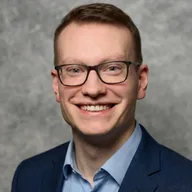 Porträt Dennis Rathke